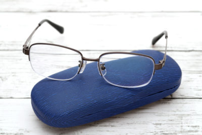 芸能人御用達のメガネ・サングラスフレーム～999.9（フォーナインズ