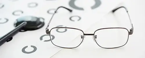 芸能人御用達のメガネ・サングラスフレーム～999.9（フォーナインズ